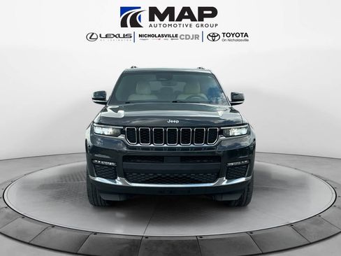 Used 2023 Jeep Grand Cherokee L Limited image 8