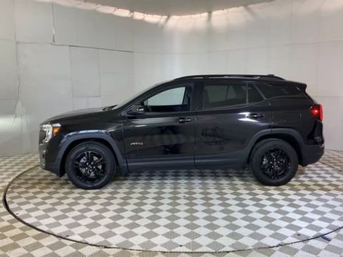 Used 2022 GMC Terrain AT4 w/ Infotainment Package II image 5