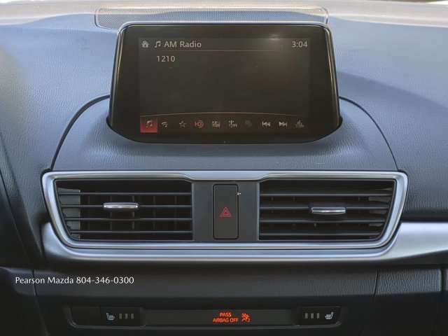 Used 2018 MAZDA MAZDA3 Touring FWD image 17