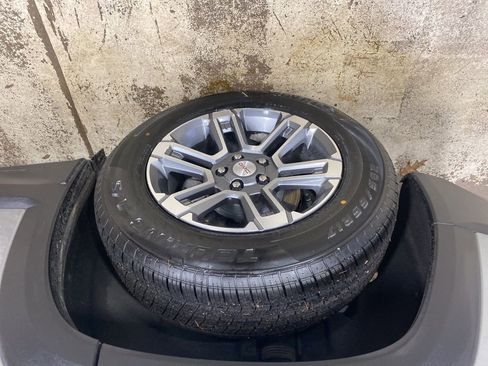 Used 2025 GMC Terrain Elevation image 10