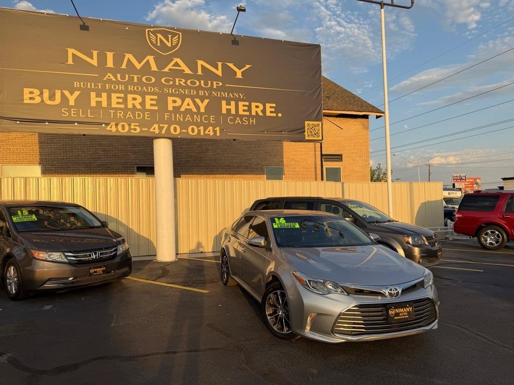 Used 2016 Toyota Avalon XLE FWD image 1