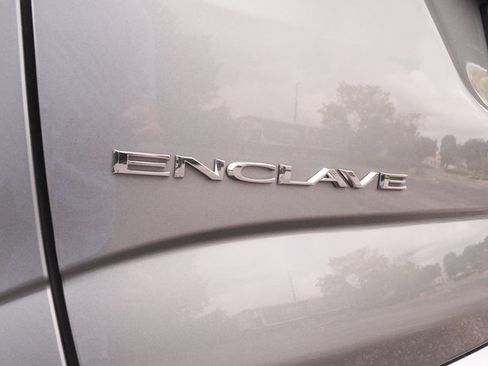 Used 2024 Buick Enclave Premium w/ Experience Buick Package FWD image 39