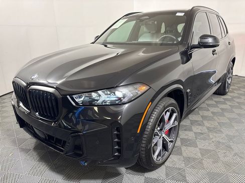 Certified 2026 BMW X5 sDrive40i w/ M Sport Package RWD image 2
