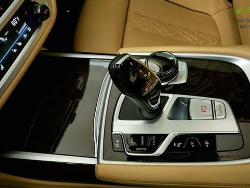 Used 2021 BMW 750i xDrive w/ Executive Package AWD/4WD image 64