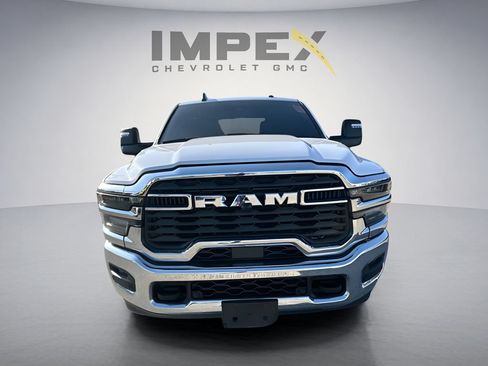 Used 2025 RAM 2500 Big Horn AWD/4WD image 8