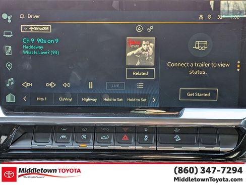 Used 2024 Chevrolet Silverado 1500 LT Trail Boss w/ Convenience Package II AWD/4WD image 23