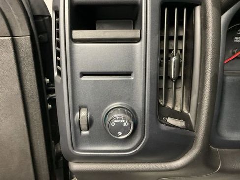 Certified 2018 Chevrolet Silverado 1500 W/T w/ WT Convenience Package image 15