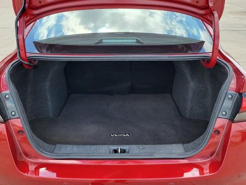 Used 2025 Nissan Versa SV image 23