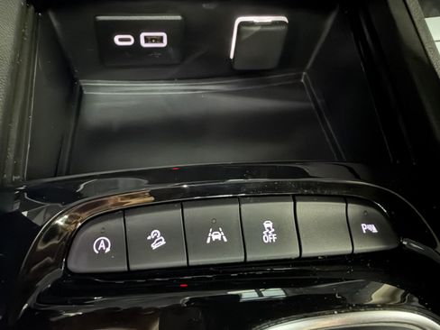 Used 2023 Buick Envision Essence w/ Sport Touring Package image 52