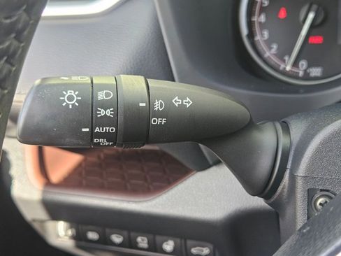 Used 2019 Toyota RAV4 Limited w/ Advanced Technology Package AWD/4WD image 15