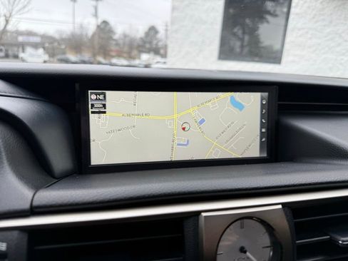 Used 2018 Lexus IS 300 w/ Comfort Package image 10