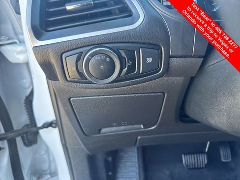 Used 2024 Ford Edge SEL image 19