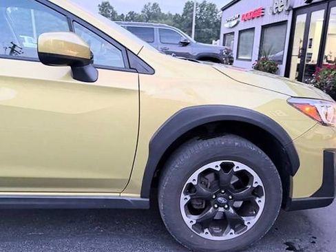 Used 2022 Subaru Crosstrek 2.0i Premium AWD/4WD image 10