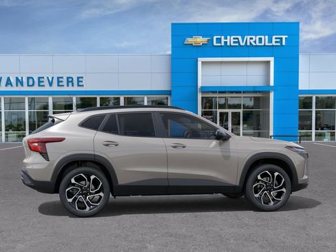 New 2026 Chevrolet Trax RS FWD image 7