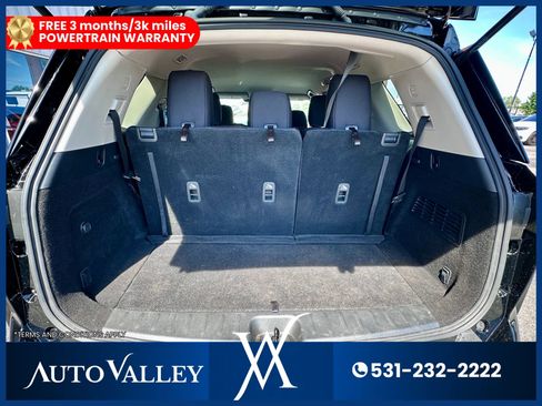 Used 2024 Nissan Pathfinder S image 37