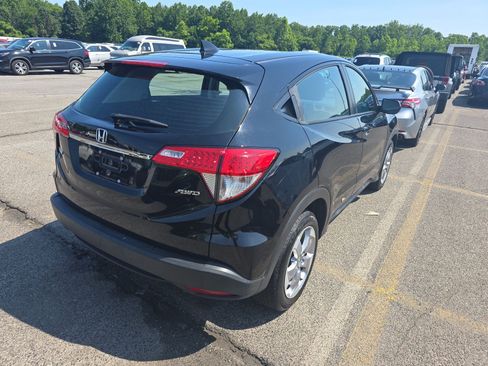 Used 2019 Honda HR-V LX image 3