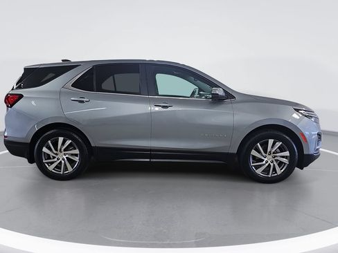 Certified 2024 Chevrolet Equinox LT FWD image 2