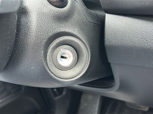 Certified 2023 Hyundai Santa Fe SE image 25