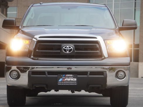 Used 2010 Toyota Tundra 4x4 Double Cab image 31
