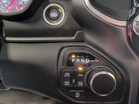 New 2026 RAM 1500 4x4 Crew Cab image 19