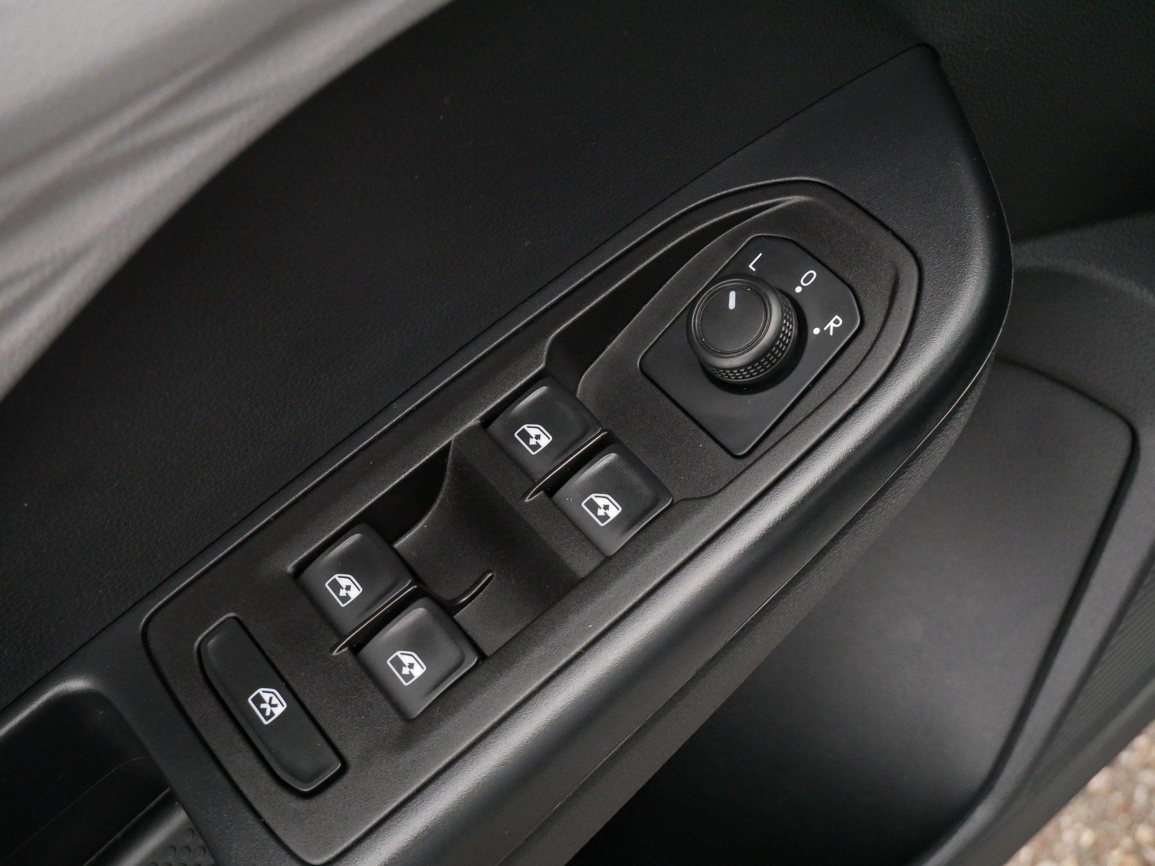 Certified 2023 Volkswagen Taos S w/ Driver Assistance Package FWD image 19