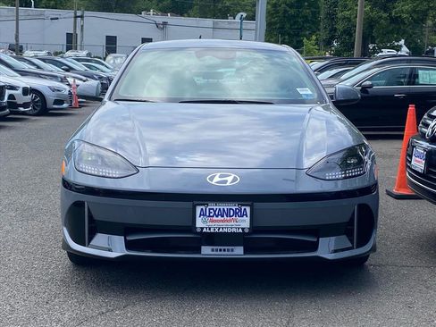 Used 2023 Hyundai Ioniq 6 SEL AWD/4WD image 6