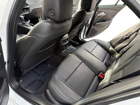 Used 2021 Cadillac CT4 Luxury w/ Cold Weather Package image 10