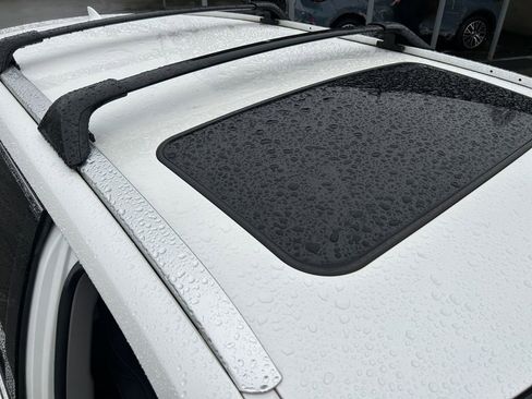 Used 2022 Lexus RX 350L 350L w/ Premium Package image 28