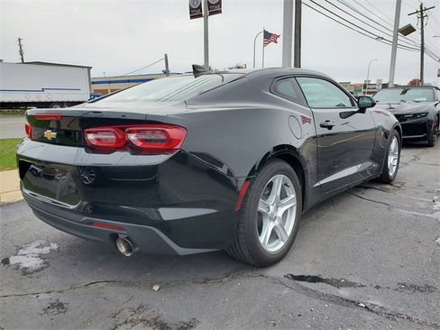 Used 2024 Chevrolet Camaro LT image 3