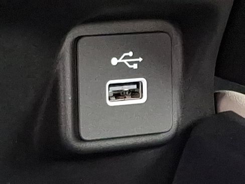 Used 2023 Honda HR-V LX image 23