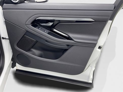 Used 2023 Land Rover Range Rover Evoque SE image 48