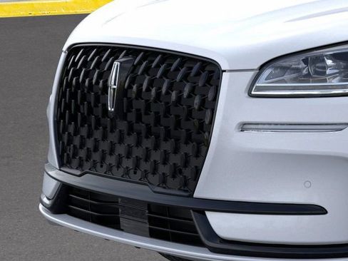 New 2026 Lincoln Corsair Reserve w/ Jet Appearance Package FWD image 34
