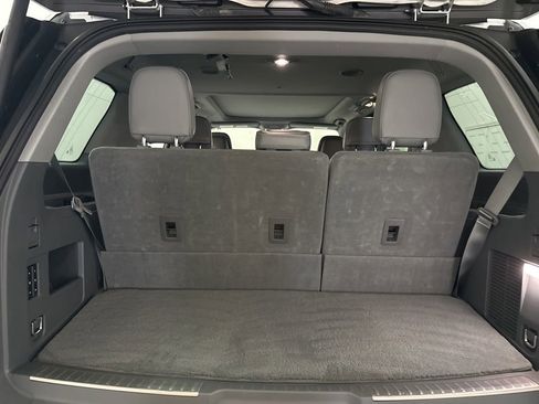 Used 2019 Lincoln Navigator Reserve AWD/4WD image 22