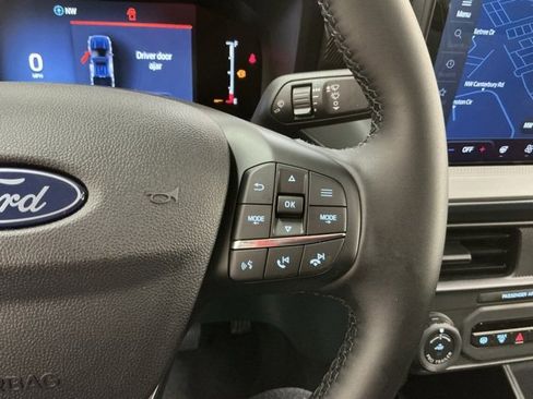 New 2026 Ford Maverick Lariat w/ Black Appearance Package image 29