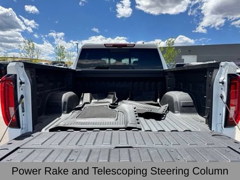 Used 2026 GMC Sierra 1500 AT4X w/ LPO, Black Badging Package AWD/4WD image 21