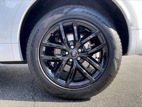 Certified 2025 Land Rover Discovery Sport S AWD/4WD image 10