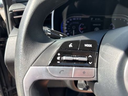 Used 2023 Hyundai Tucson SEL FWD image 12