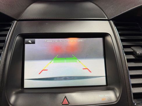 Used 2014 Ford Taurus SEL w/ Equipment Group 201A image 27