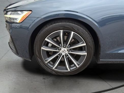 Used 2022 Volvo S60 B5 Inscription FWD image 31