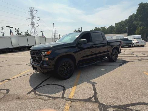 Certified 2024 Chevrolet Silverado 1500 Custom w/ Turbomax Blackout Package AWD/4WD image 4