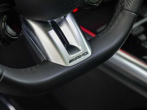 Used 2024 Mercedes-Benz GLA 35 AMG 4MATIC image 28