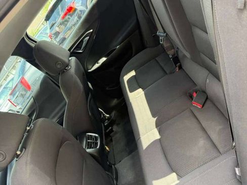 Used 2023 Chevrolet Malibu LT FWD image 17