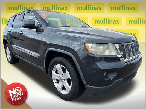 Used 2012 Jeep Grand Cherokee Laredo image 1