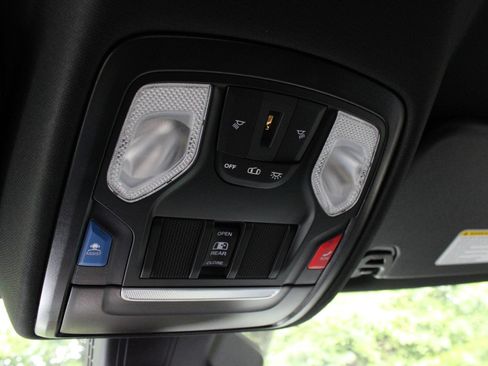 New 2026 RAM 1500 Express AWD/4WD image 46