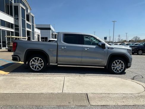 Used 2024 GMC Sierra 1500 Denali w/ Denali Reserve Package image 7
