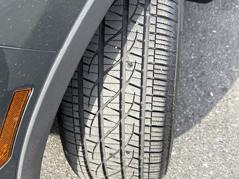 Used 2022 Lincoln Nautilus Reserve w/ Equipment Group 201A image 13