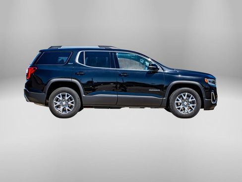 Used 2023 GMC Acadia SLT w/ Preferred Package AWD/4WD image 2