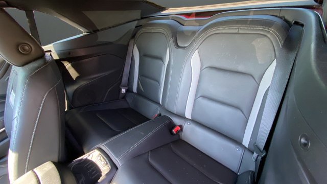 Used 2018 Chevrolet Camaro SS RWD image 21