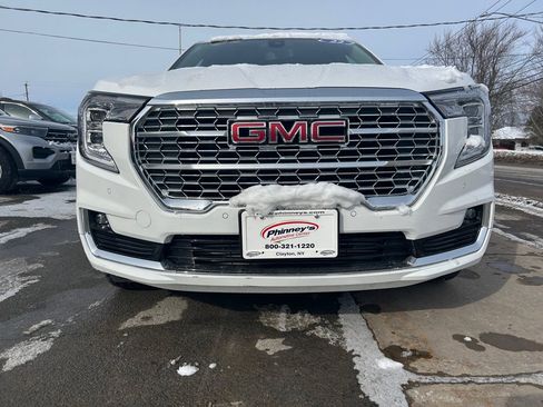 Used 2022 GMC Terrain Denali image 9