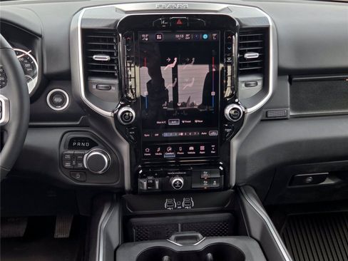 New 2026 RAM 1500 Big Horn AWD/4WD image 10